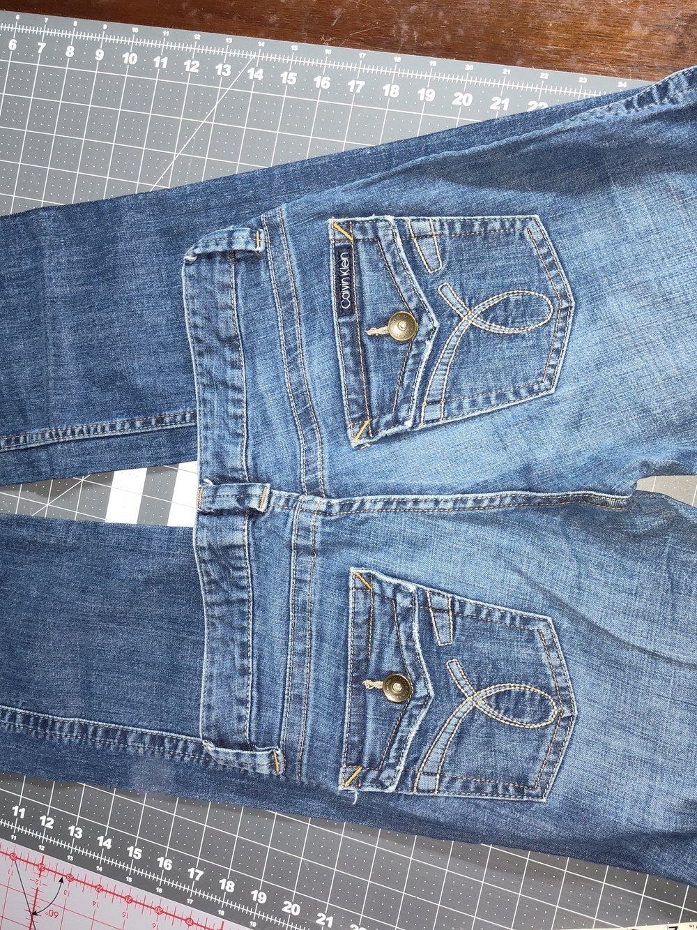 Calvin Klein Women’s Blue Denim Distress Jeans w/Embroidered Flap/Button Pockets